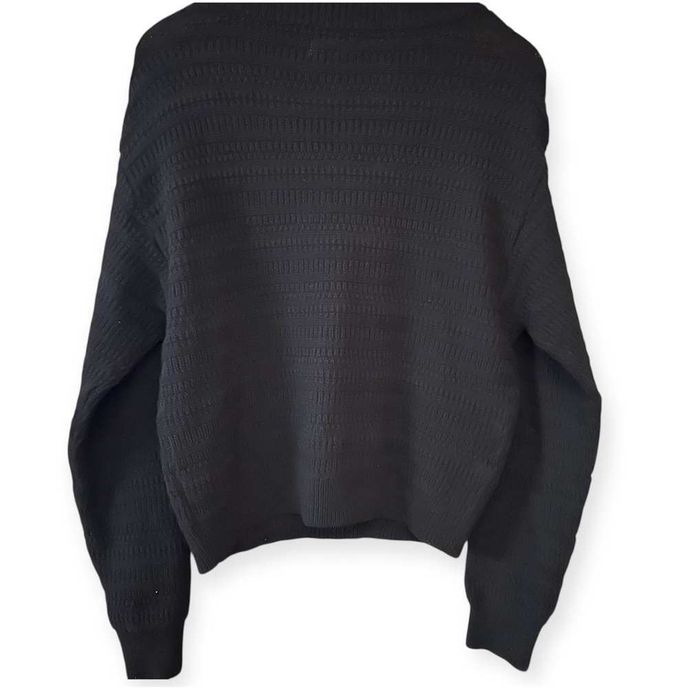 Euc Universal Thread Black Knit Pullover - image 3